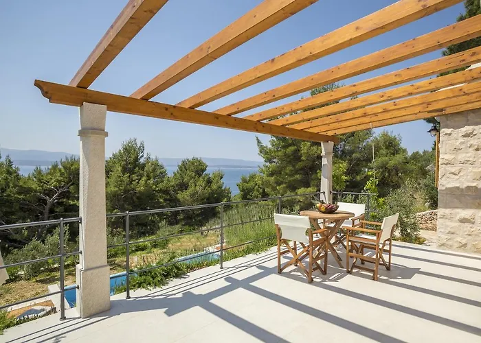 Villa Brac With Pool Bol